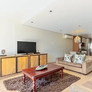 Harbouredge Apartment