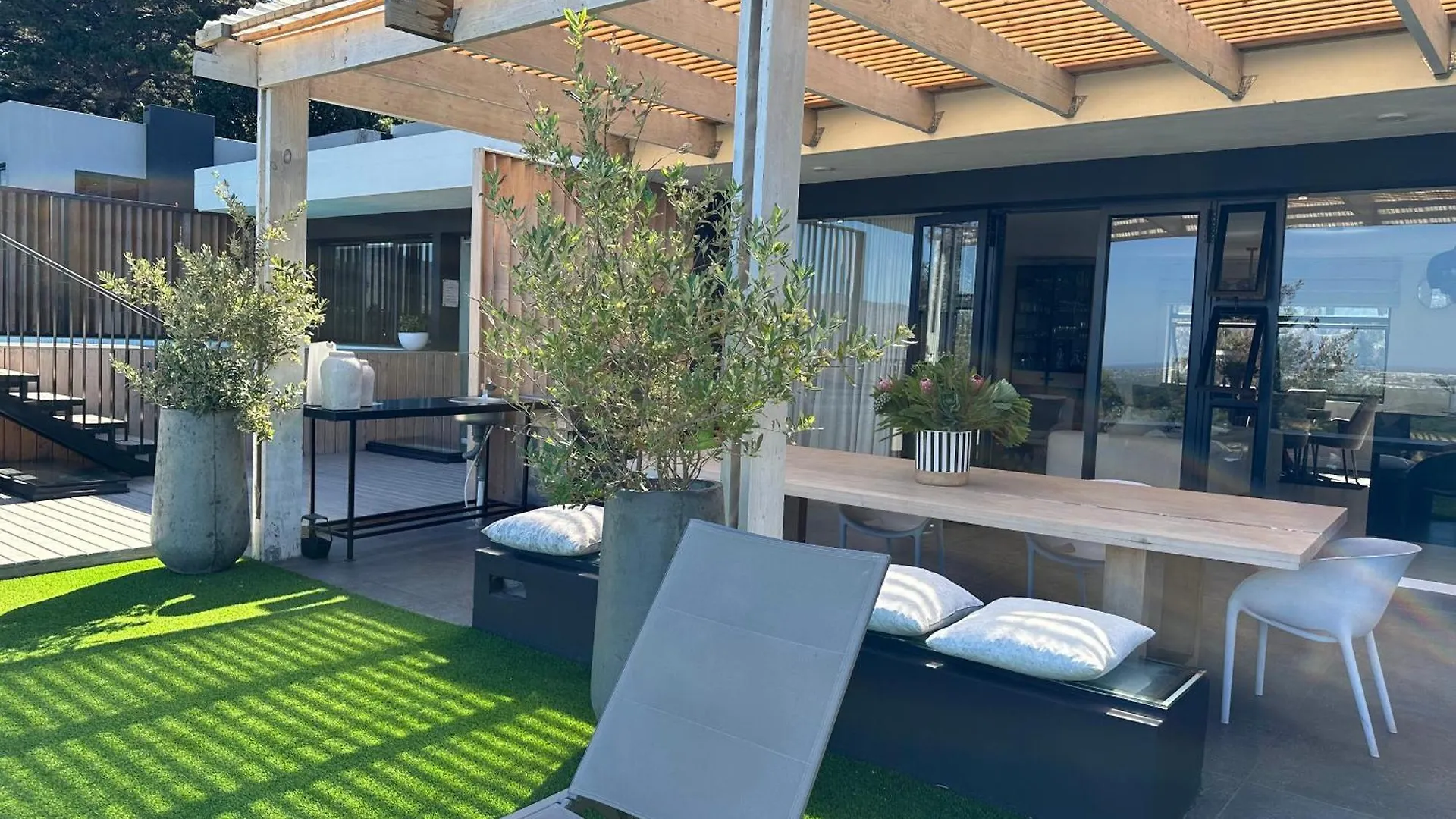 Constantia View Apartments Operational During Loadshedding Città del Capo