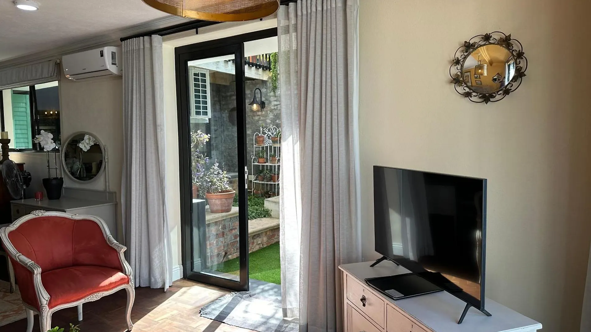 Constantia View Apartments Operational During Loadshedding Città del Capo